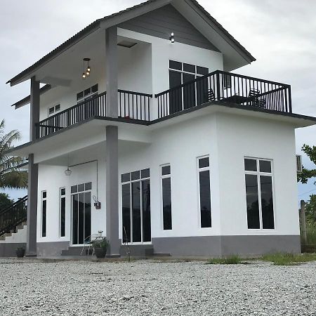 Rumah Sawah Homestay Пасир Путех Экстерьер фото