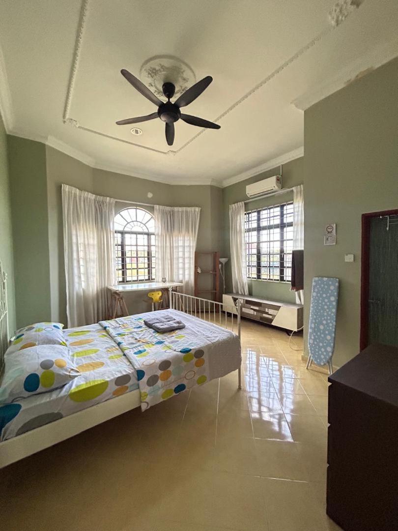 Rumah Sawah Homestay Пасир Путех Экстерьер фото